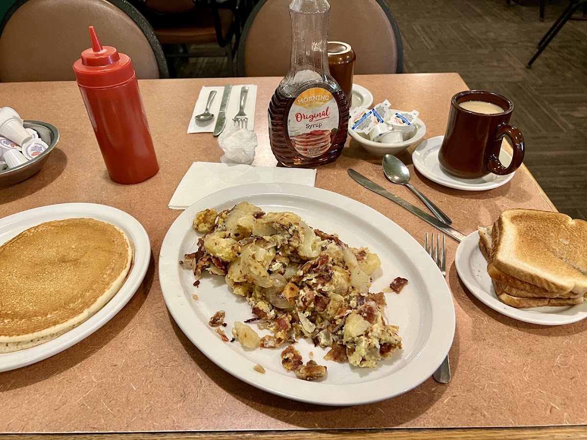 Scenna's Family Restaurant Photo 2